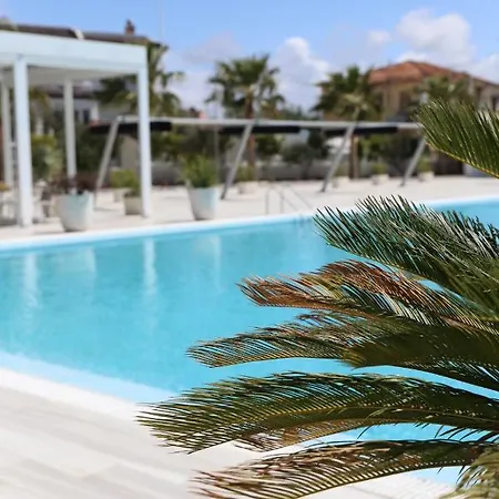 Pascucci 5* ドゥラス