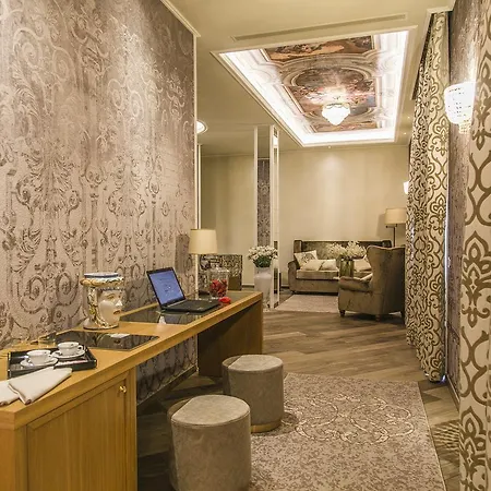 Pascucci 5* ドゥラス